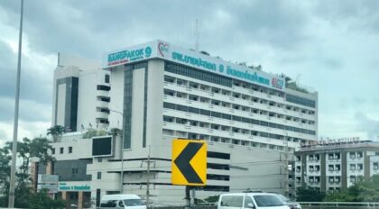 Bangpakok 9 International Hospital