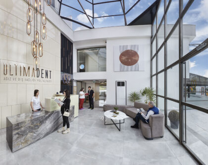 UltimaDent Clinic UltimaDent Clinic