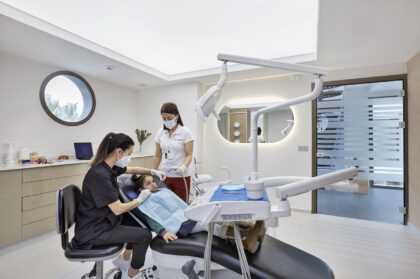 UltimaDent Clinic UltimaDent Clinic