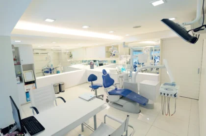 Thonglor Dental Hospital