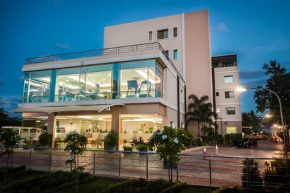 Ortho One Orthopaedic Specialty Centre