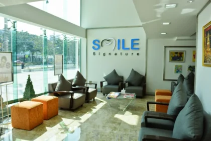 Smile Signature at Ratchadapisek