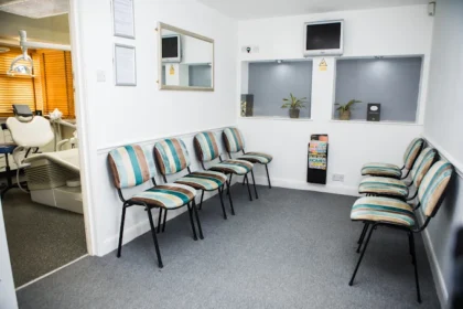 Hawkins Dental & Implant Clinic
