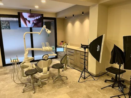Melan Clinic