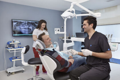 UltimaDent Clinic UltimaDent Clinic