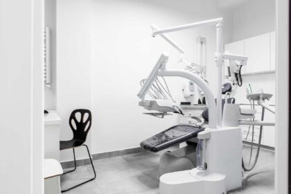 White Drawer Clinic