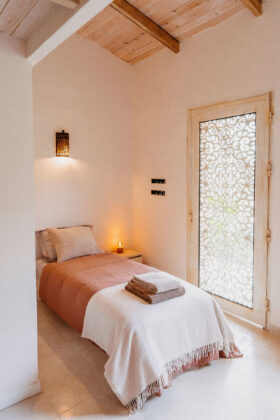 Mettaformo Retreats