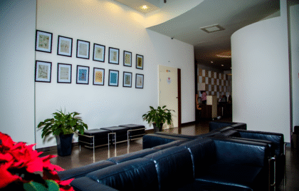 Center for Implantology and Aesthetic Dentistry TMK