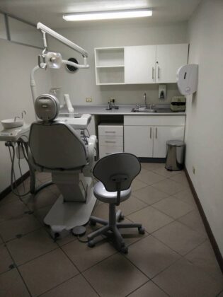 Dental Land The Implant Clinic