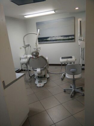 Dental Land The Implant Clinic