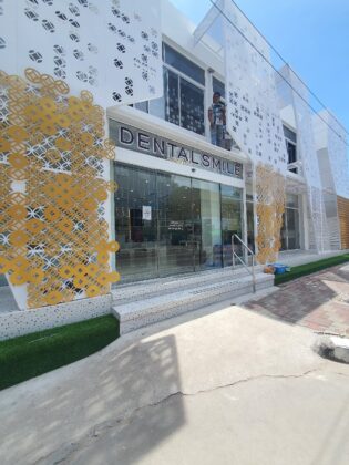 Dental Smile Clinic – Pattaya Dentist