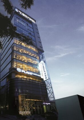 S-plant Dental Hospital