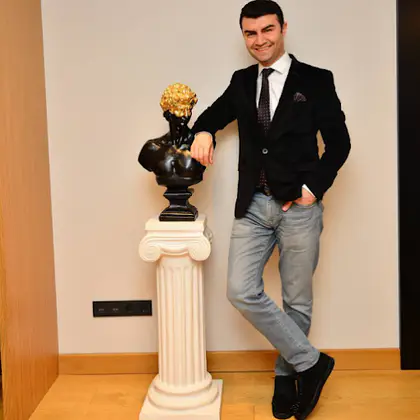 Dr. Özgür Ağlamış Barbieplasty Inventor