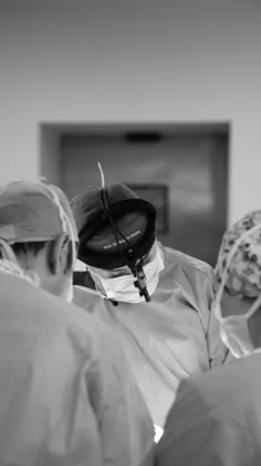 Assoc. Prof. Dr. Seçkin Ulusoy Clinic
