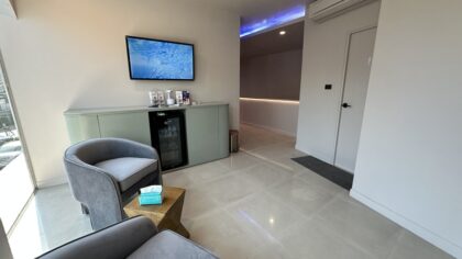 DR.REVIVE IV Therapy & Anti-Aging Clinic (Ari Branch)