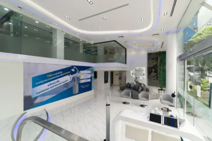 Thonglor Dental Hospital