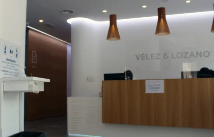 Velez & Lozano