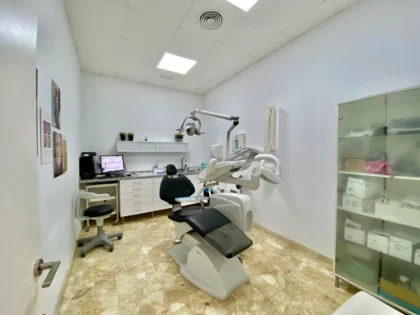 Clinica Dental Cots