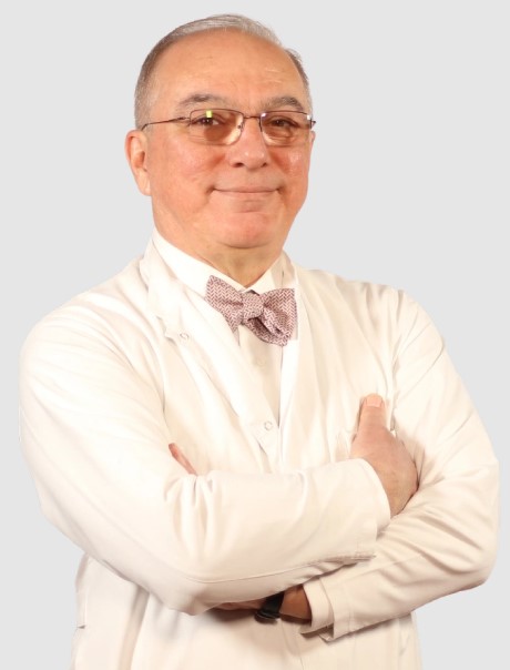 Kazım Özenç Minareci