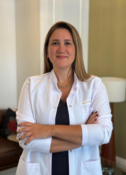 Assoc. Prof. Dr. Esra Özbaşlı OBGYN & Genital Aesthetics