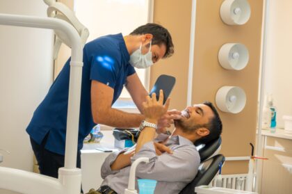 UltimaDent Clinic UltimaDent Clinic