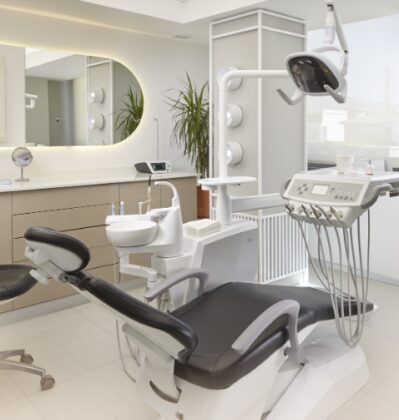 UltimaDent Clinic UltimaDent Clinic