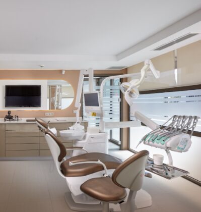 UltimaDent Clinic UltimaDent Clinic