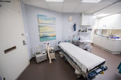 Center for Cosmetic Surgery: Sassan Alavi