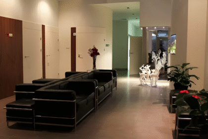 Center for Implantology and Aesthetic Dentistry TMK