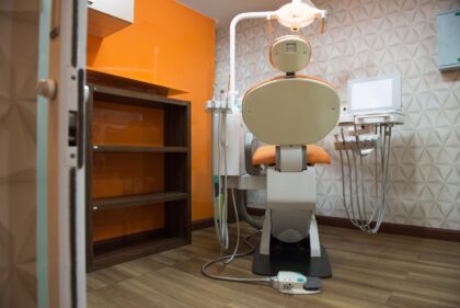 Siam Station Dental Clinic