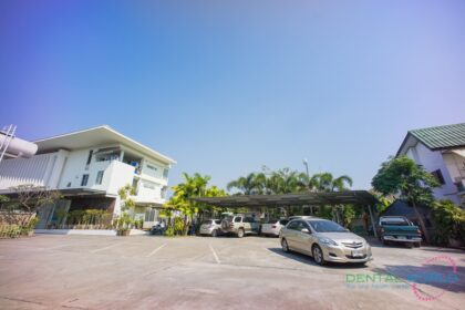 Dental World: The Oral Health Center