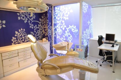 Thonglor Dental Hospital