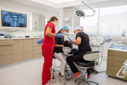 UltimaDent Clinic UltimaDent Clinic