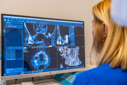 UltimaDent Clinic UltimaDent Clinic