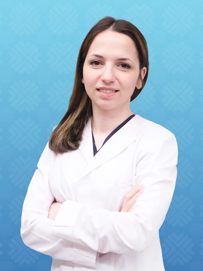 Raha Akbarıhamed