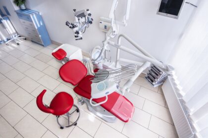 DENTAL CARE & IMPLANT CENTER