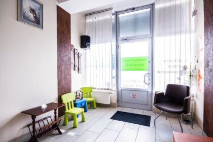 DENTAL CARE & IMPLANT CENTER