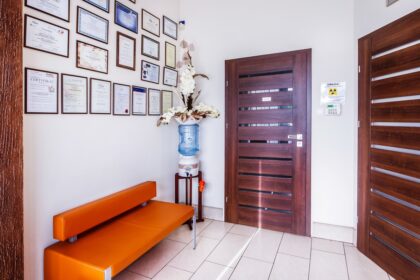 DENTAL CARE & IMPLANT CENTER