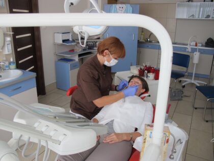 DENTAL CARE & IMPLANT CENTER