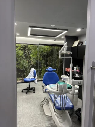 SmileBox Dental Clinic – Thonglor, Sukhumvit Branch