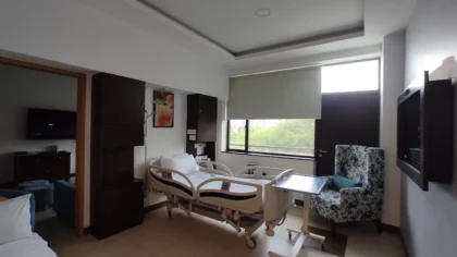 Paras Healthcare