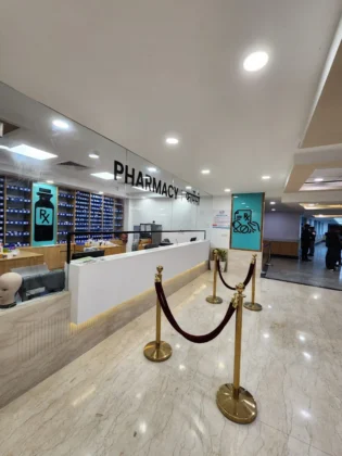 Paras Healthcare