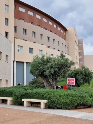 Mater Oblia Hospital