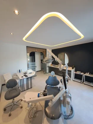 Uzmanlar Dental Clinic