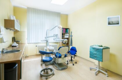 DENTAL CARE & IMPLANT CENTER