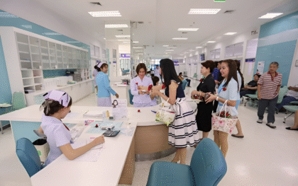 Yanhee International Hospital