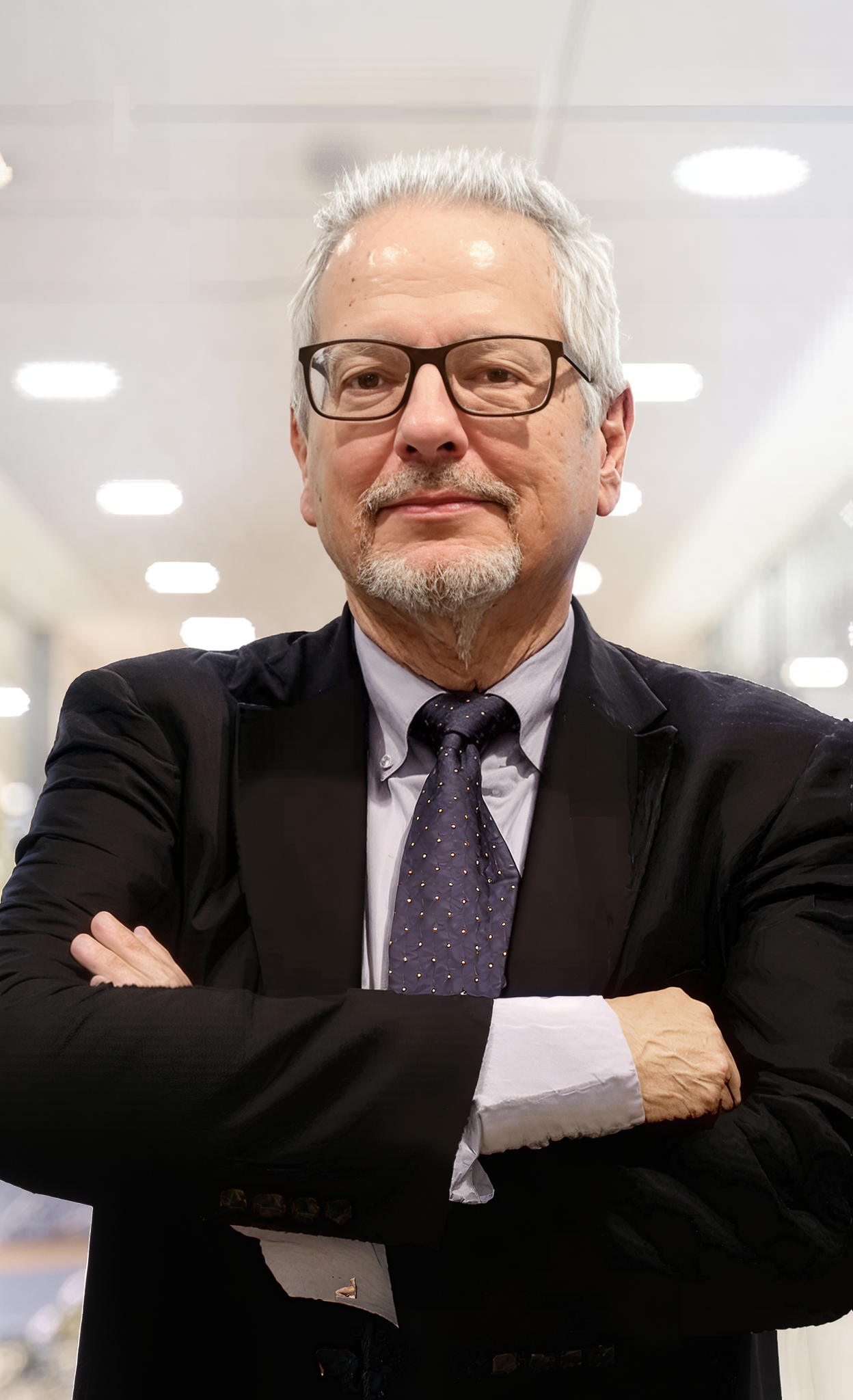 unblurimageai_dr Bartolome Oliver