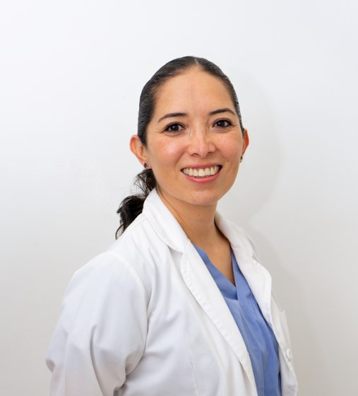 1738781091236_Cristina Cristina Santana