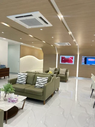 Thantakit International Dental Center
