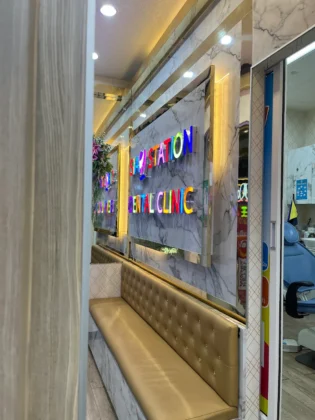 Siam Station Dental Clinic